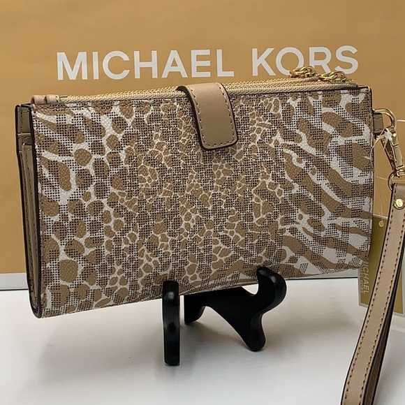 MICHAEL KORS LARGE DOUBLE ZIP WRISTLET WALLET CAMEL MULTI COLOR - Picture 5 of 13